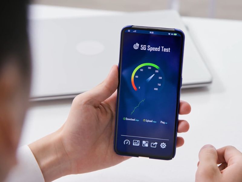 Prikaz 5G interneta na telefonu